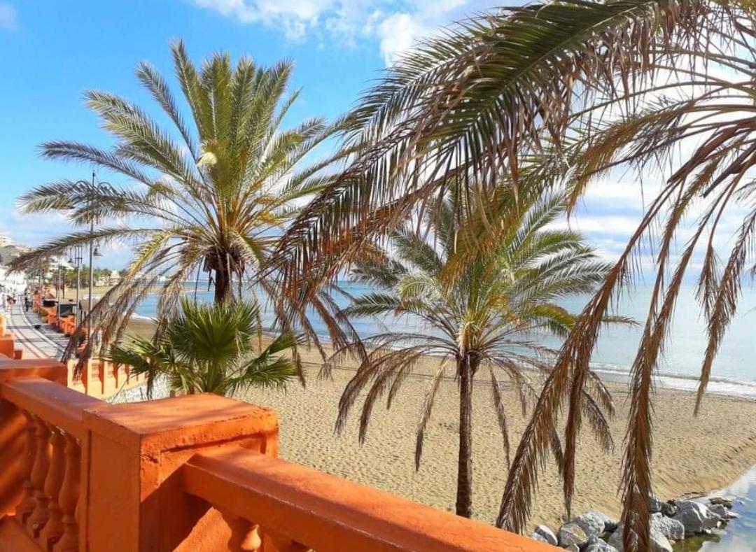 El Estudio De La Playa Benalbeach Vistas Al Mar Benalmadena Exterior photo