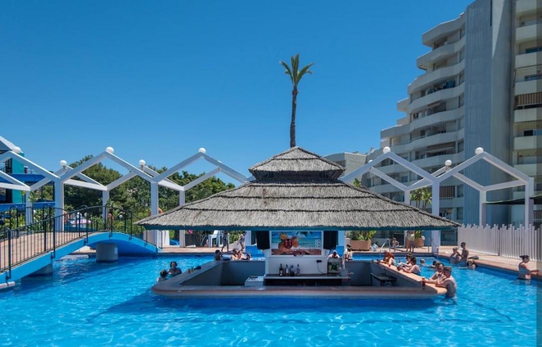 El Estudio De La Playa Benalbeach Vistas Al Mar Benalmadena Exterior photo